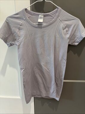 TKEQ Light Lavender Women’s Short Sleeve Top